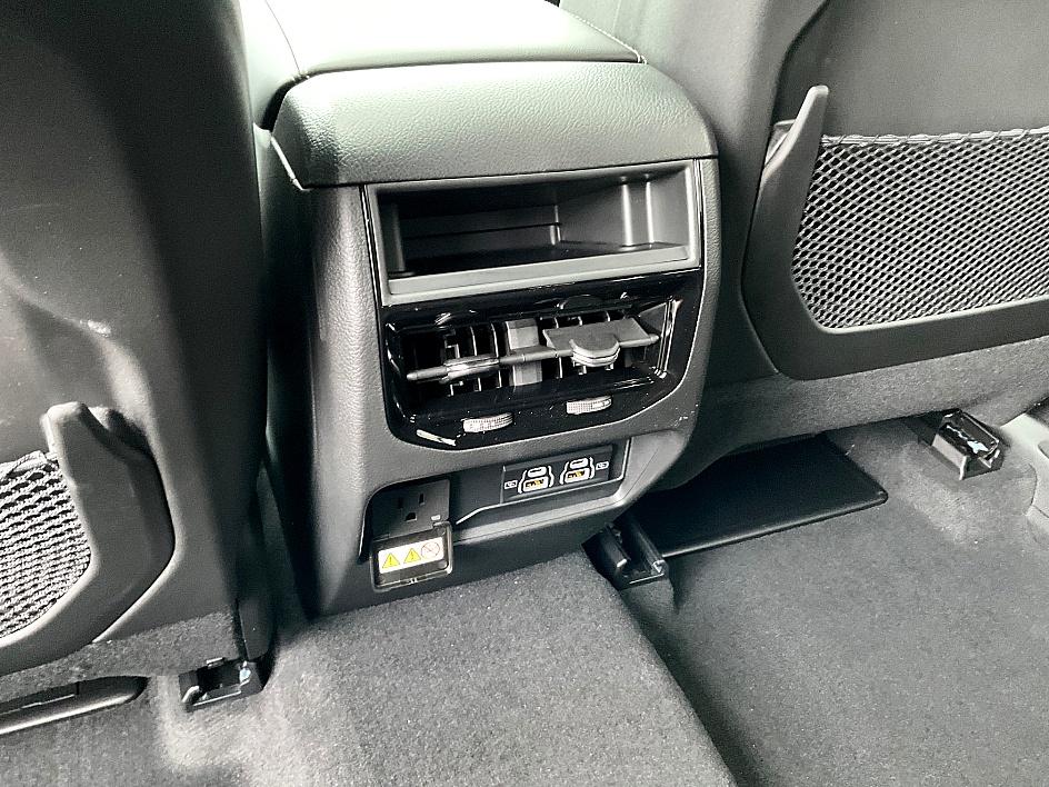 2025 Jeep Grand Cherokee Laredo photo 25