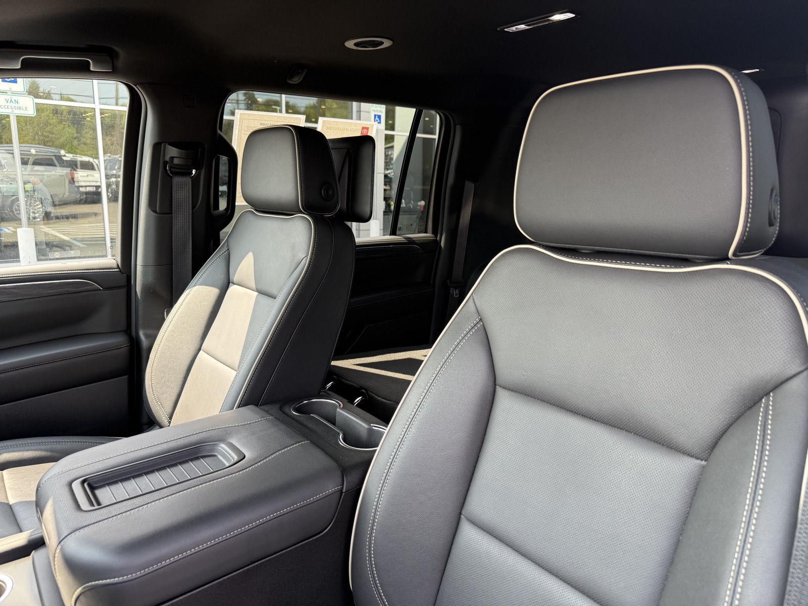 2024 Gmc Yukon XL SLT photo 20