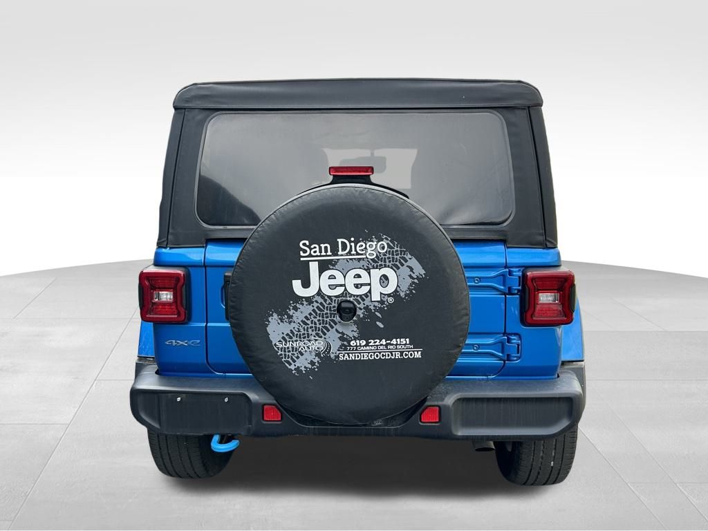 2022 Jeep Wrangler Unlimited Sahara 4xe photo 4