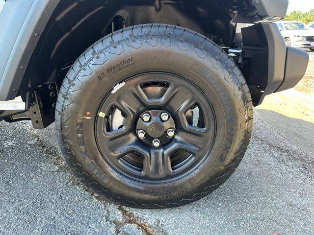 2025 Jeep Wrangler Sport photo 11