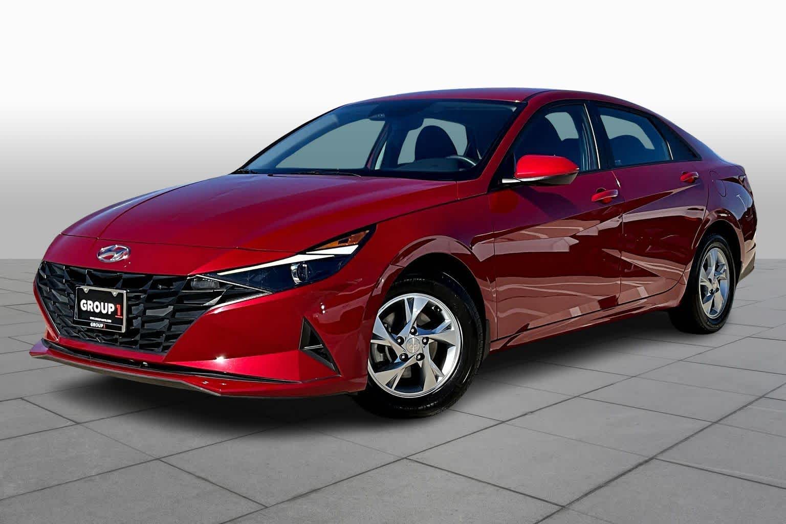 2022 Hyundai Elantra SE