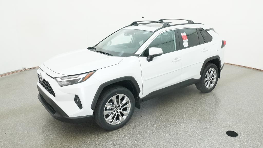 2025 Toyota RAV4 XLE Premium's photo