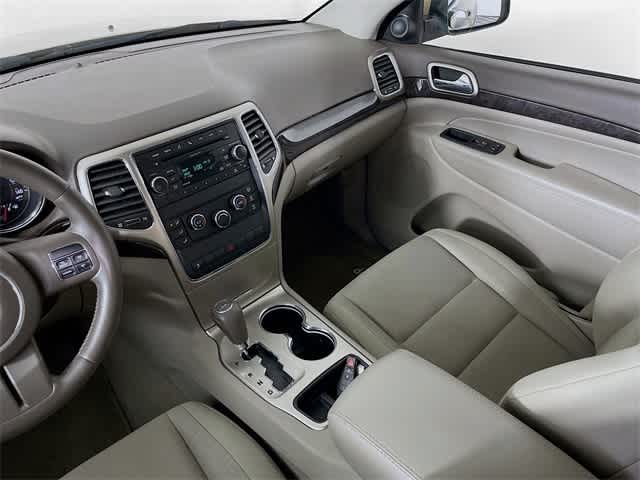 2011 Jeep Grand Cherokee Laredo photo 19