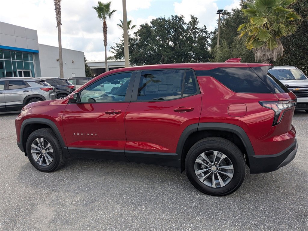 2026 Chevrolet Equinox LT photo 2