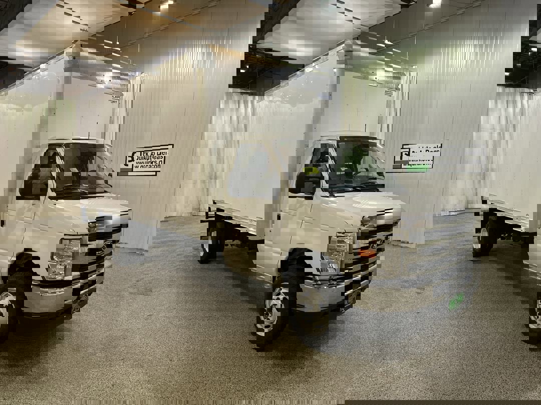 2026 Ford E-Series Cutaway Base's photo