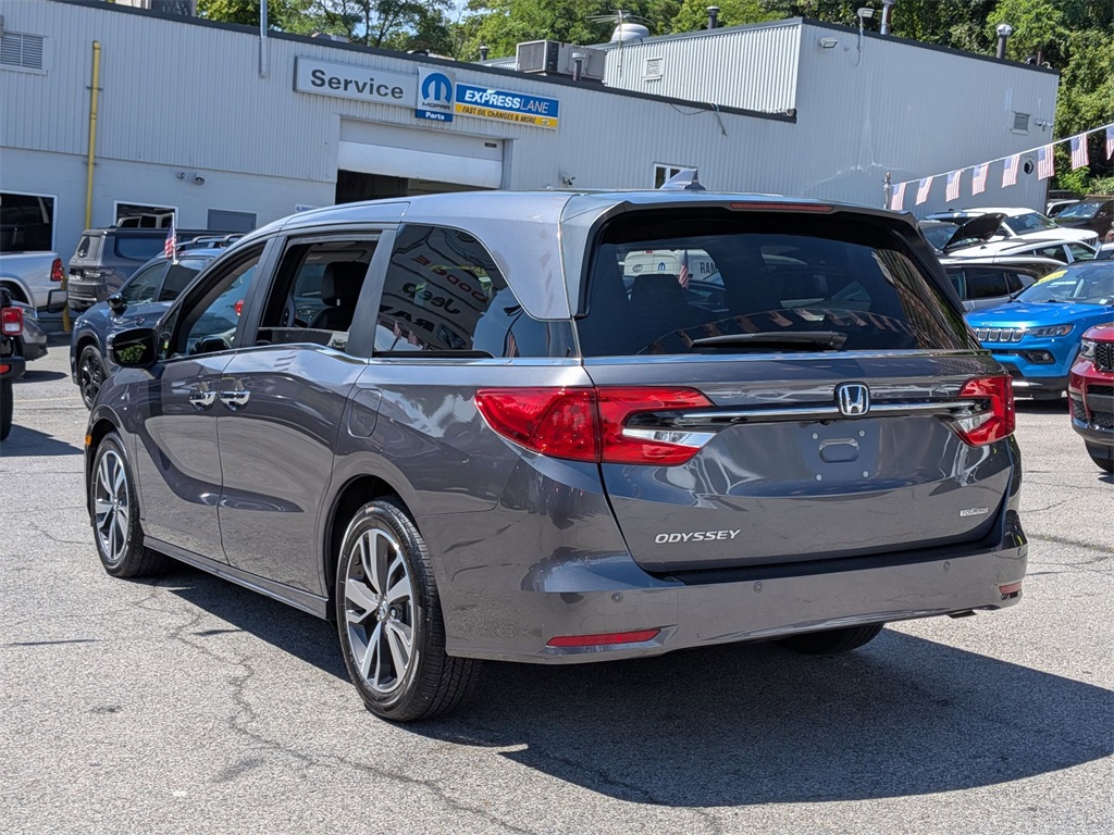 2024 Honda Odyssey Touring photo 9