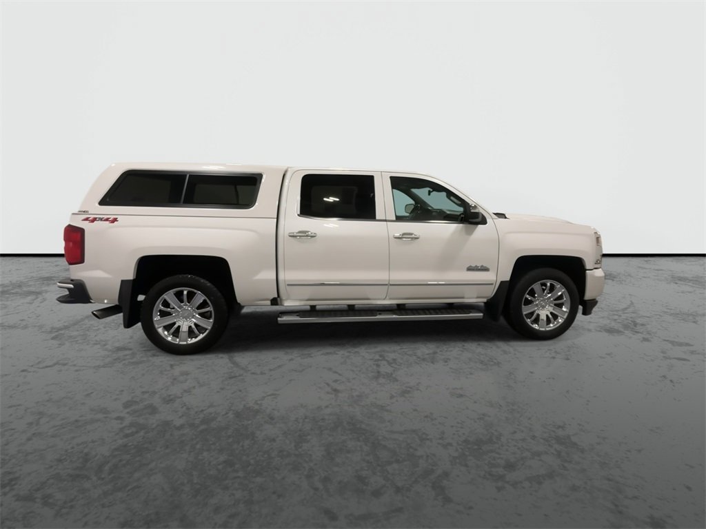 2018 Chevrolet Silverado 1500 High Country photo 9