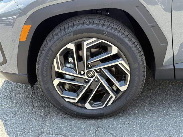 2025 Hyundai Tucson Limited photo 11