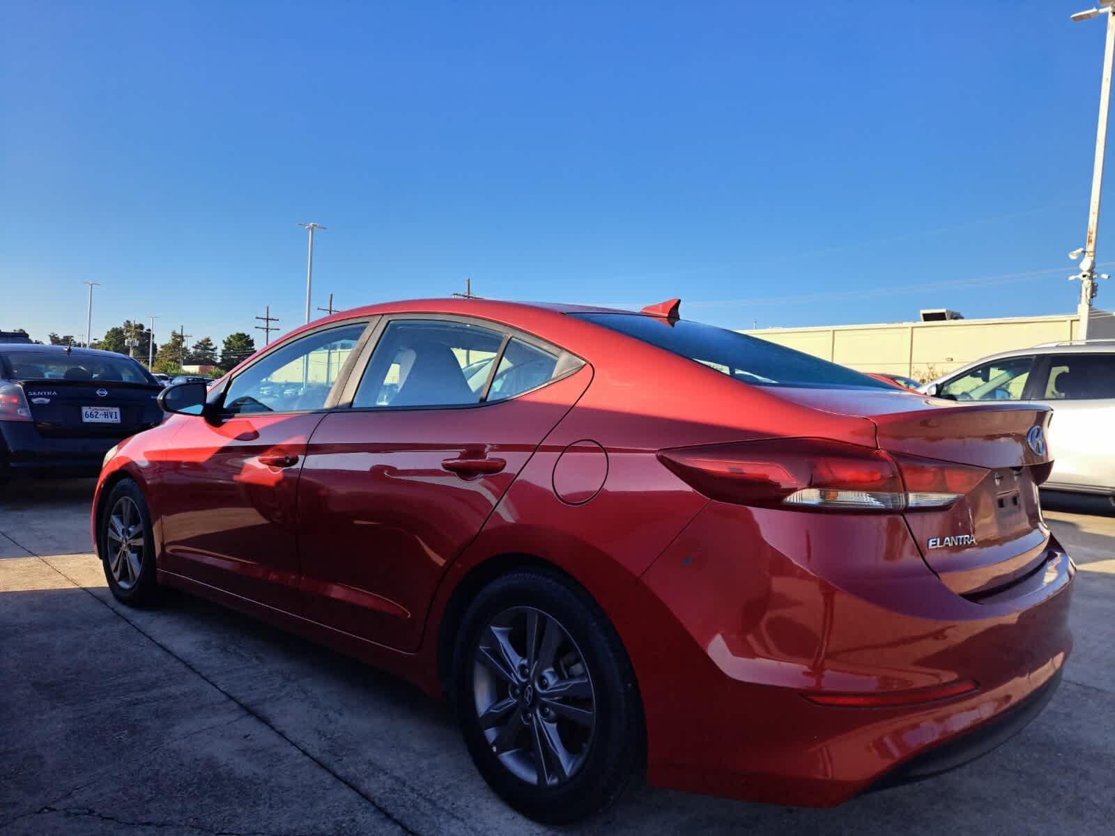 2018 Hyundai Elantra SEL photo 3