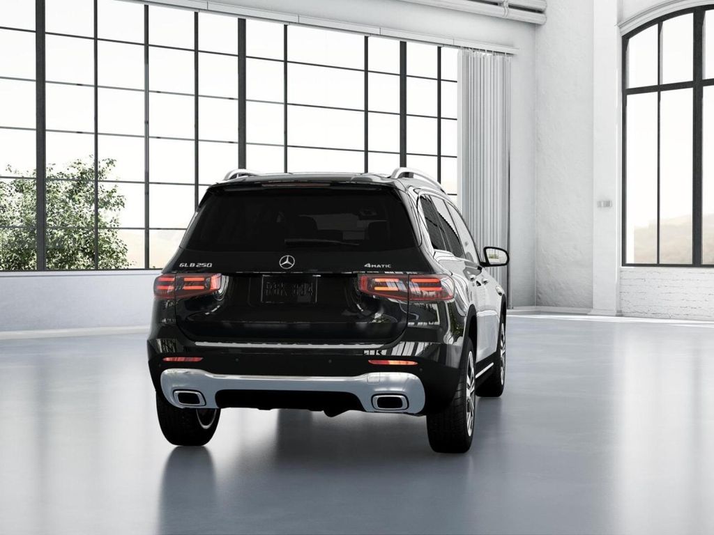 2025 Mercedes Benz GLB 250 4MATIC photo 23