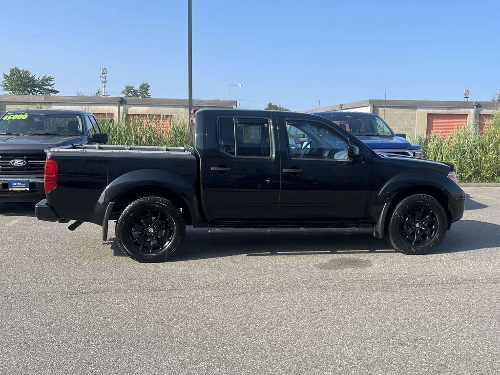 2021 Nissan Frontier SV photo 13