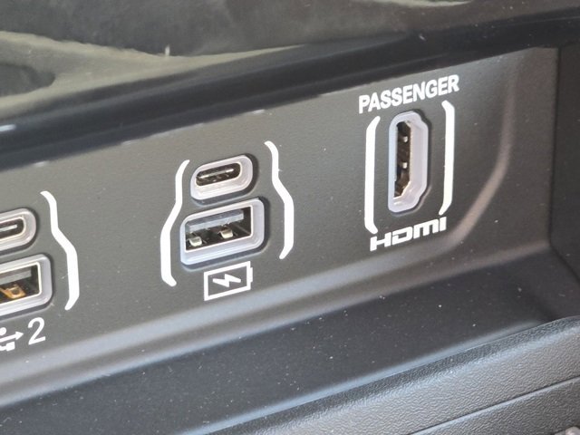 2026 Ram 1500 Laramie photo 10