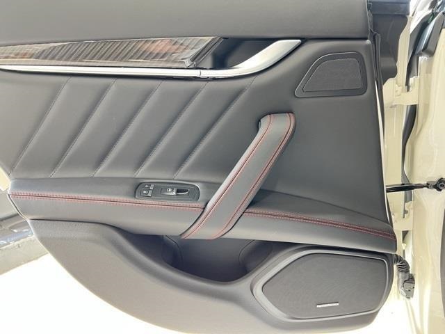 2024 Maserati Ghibli Modena photo 20