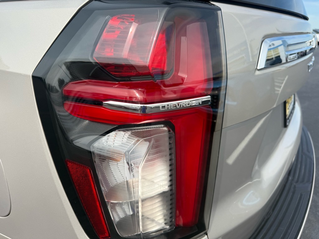 2022 Chevrolet Tahoe Premier photo 15