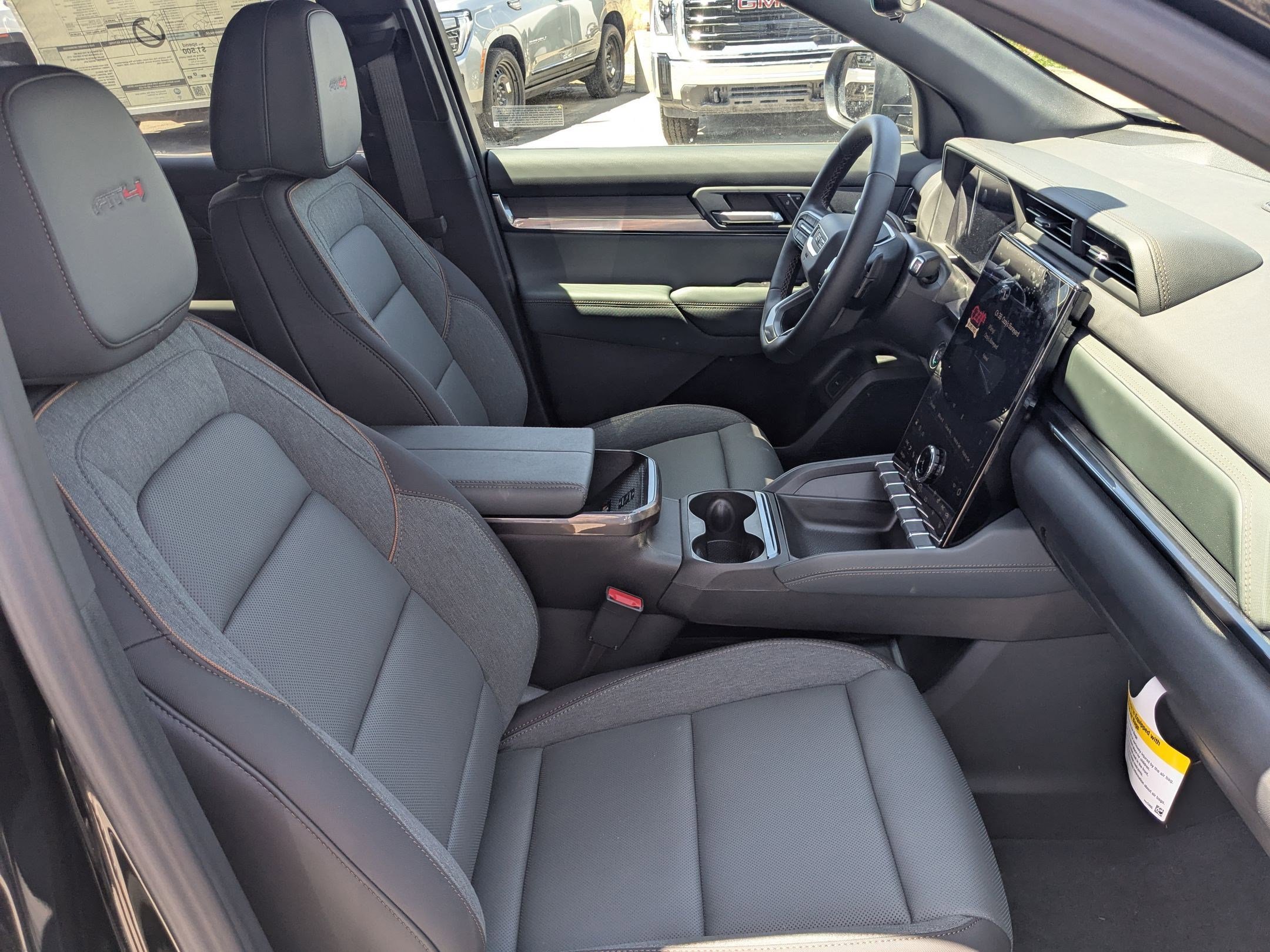 2026 Gmc Terrain AT4 photo 14