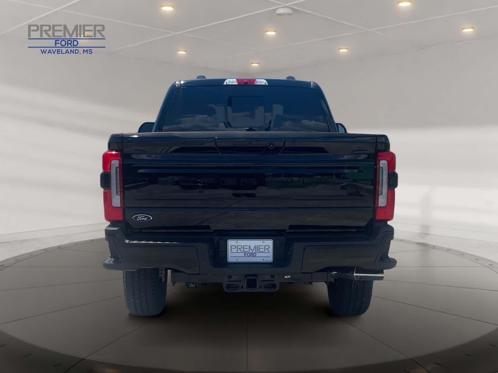2025 Ford F-350 Platinum photo 4