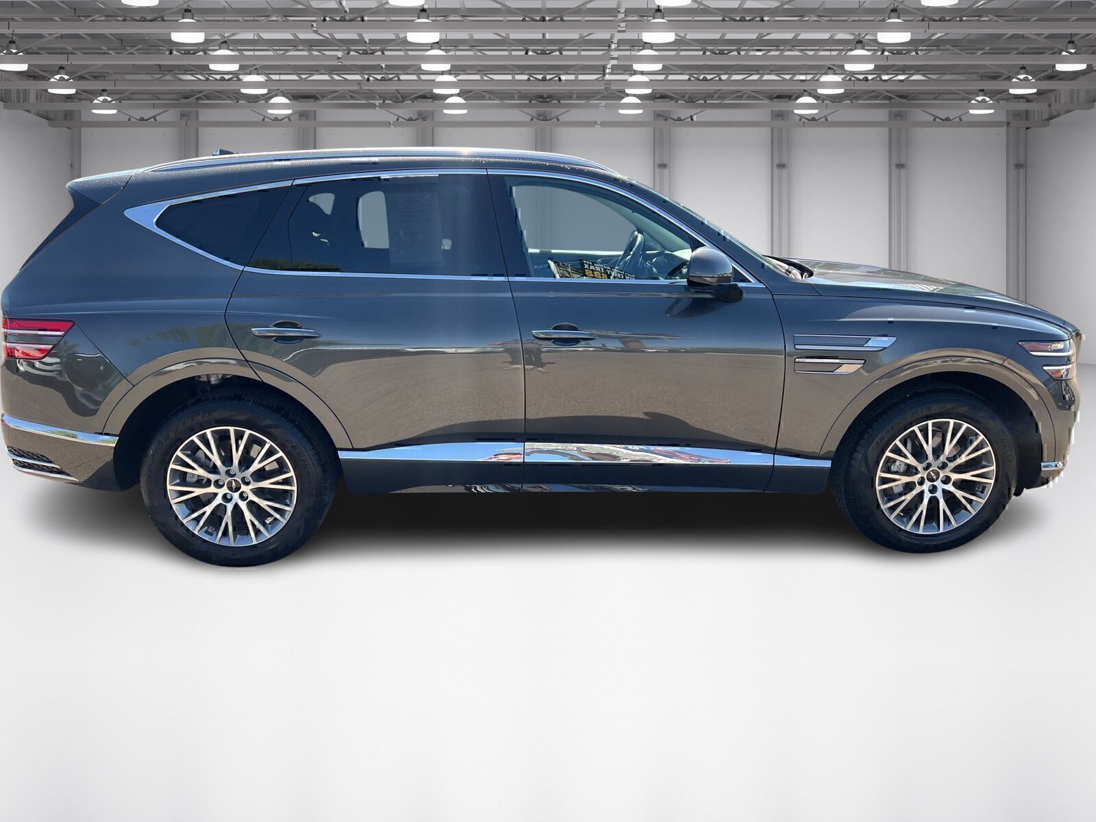 2025 Genesis GV80 2.5T Standard AWD photo 4