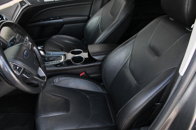 2013 Ford Fusion Titanium photo 18