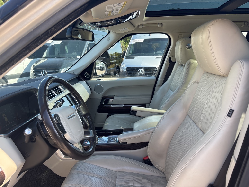 2015 Land Rover Range Rover SuperCharged photo 52