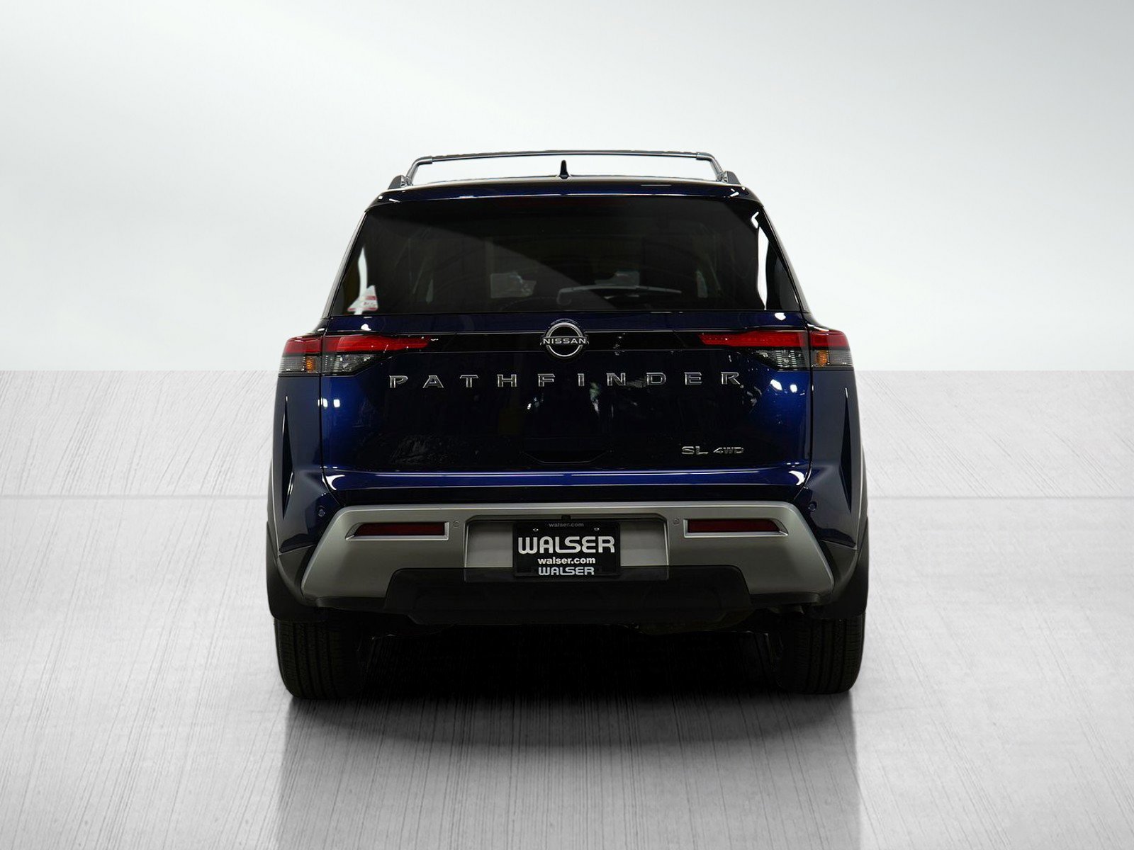 2022 Nissan Pathfinder SL photo 3