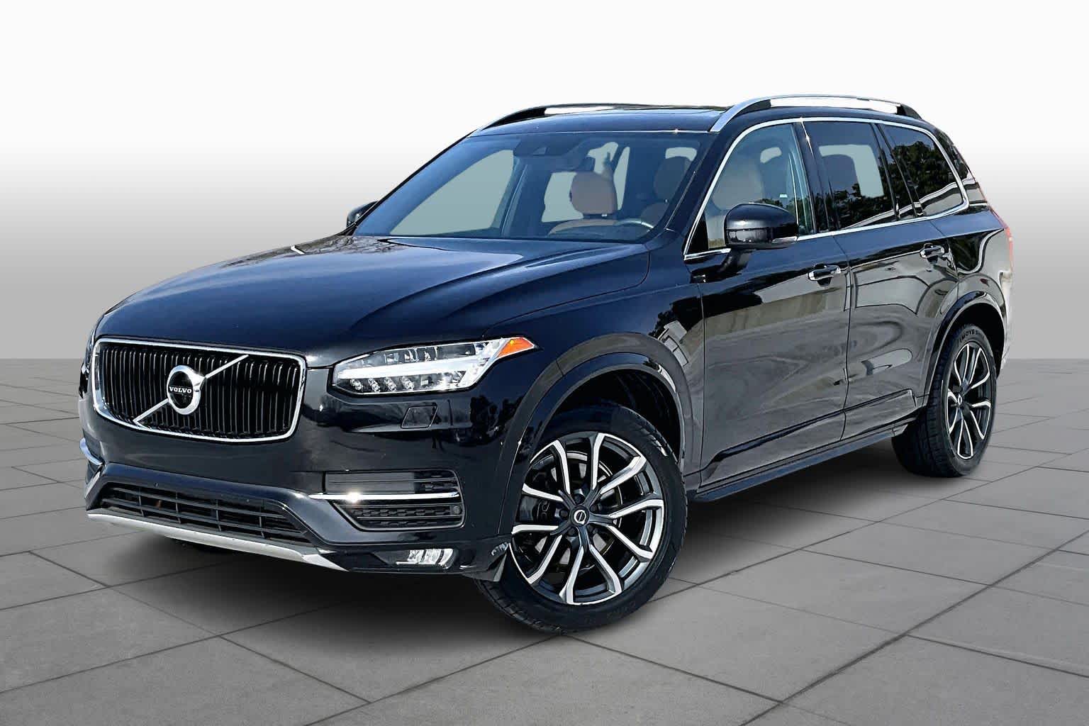 2016 Volvo XC90 Momentum's photo