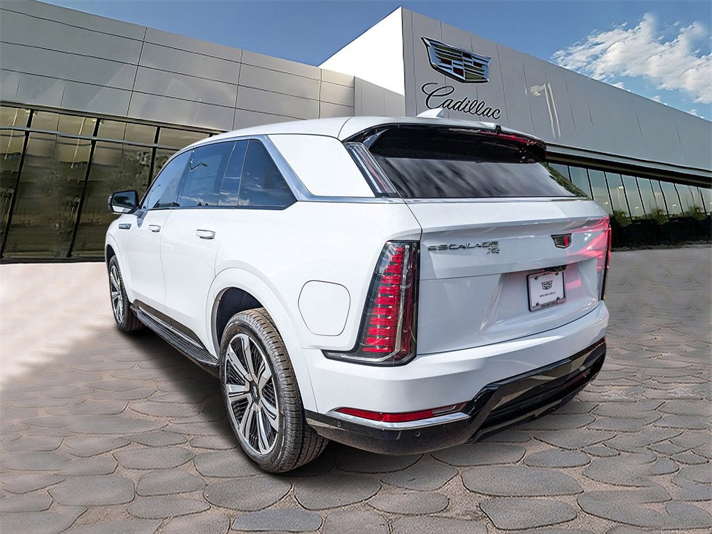 2026 Cadillac Escalade IQ Premium Luxury photo 3
