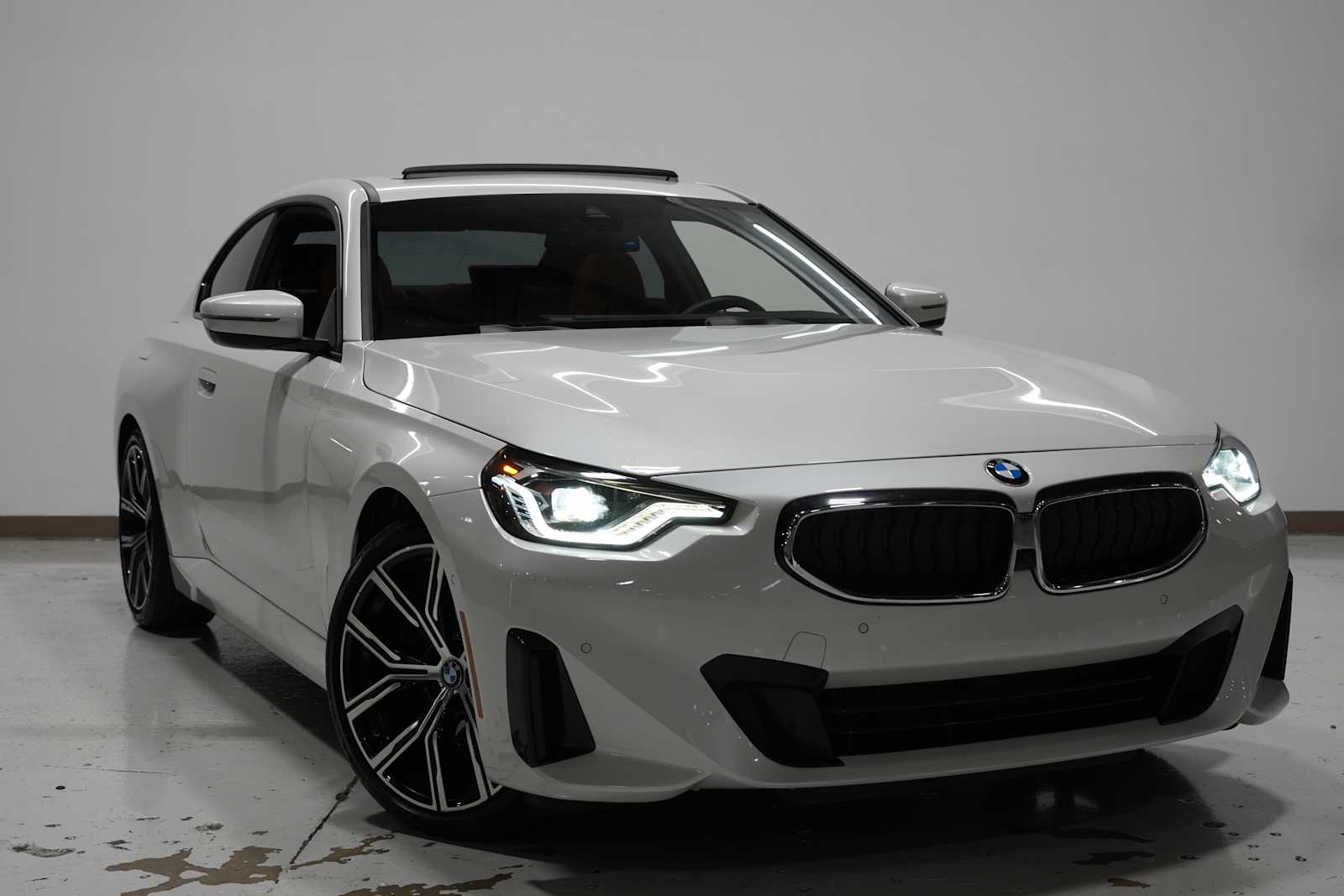 2023 Bmw 230i 2-Series photo 3