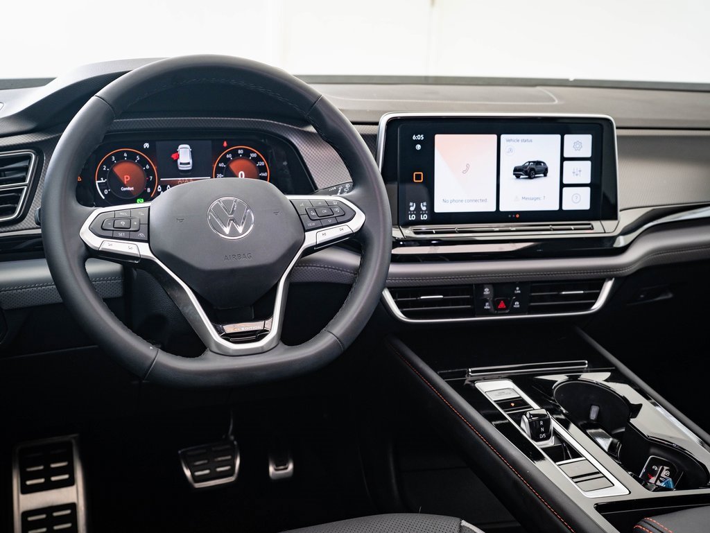 2025 Volkswagen Atlas Peak Edition SE photo 4