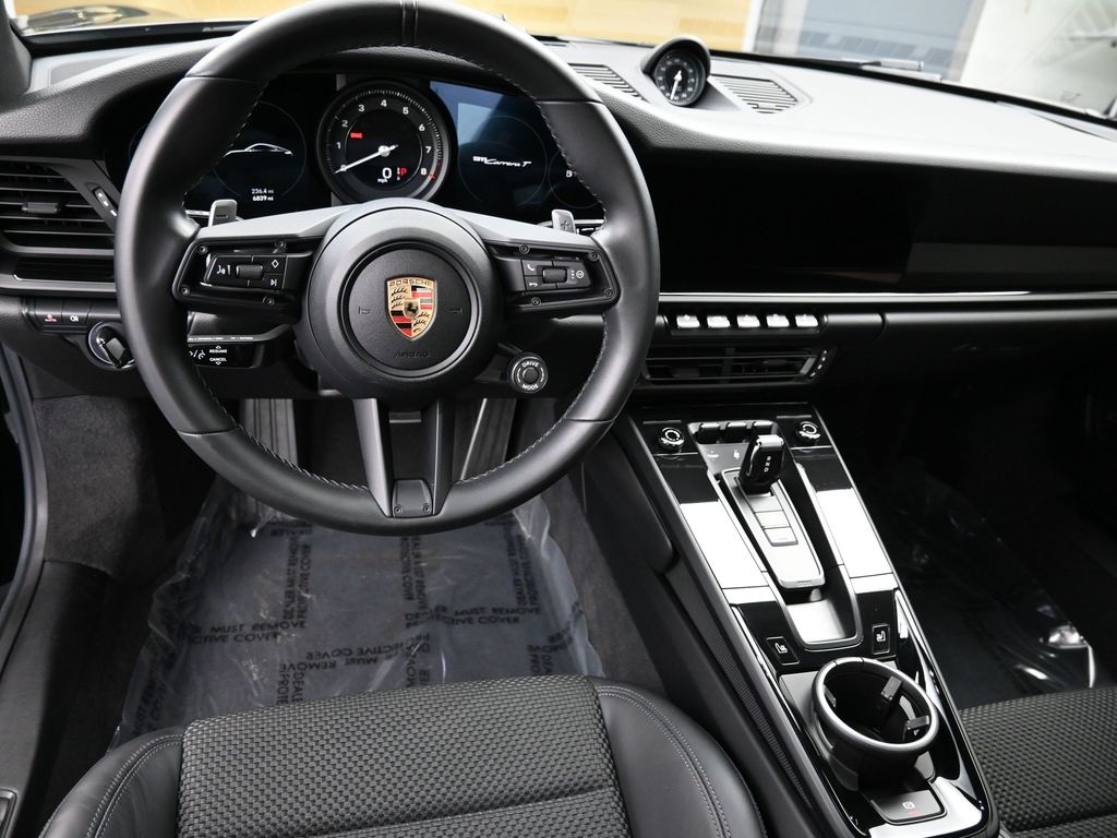 2024 Porsche 911 T photo 5