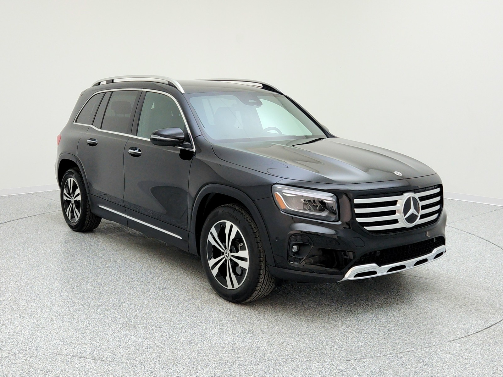 Certified Used 2025 Night Black Mercedes-Benz GLB 250 image 3