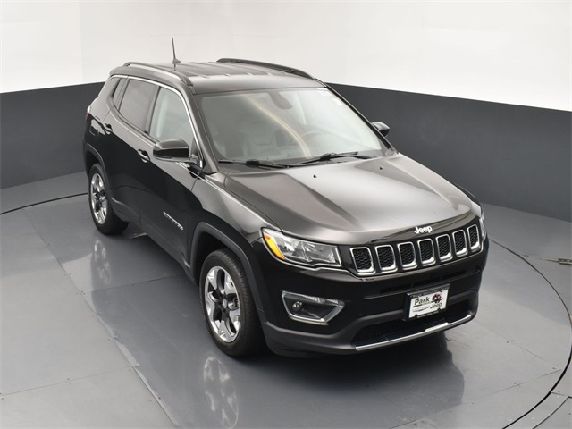 2018 Jeep Compass Limited photo 12