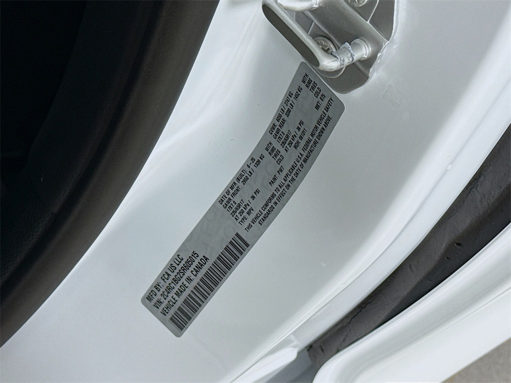 2025 Chrysler Pacifica photo 31