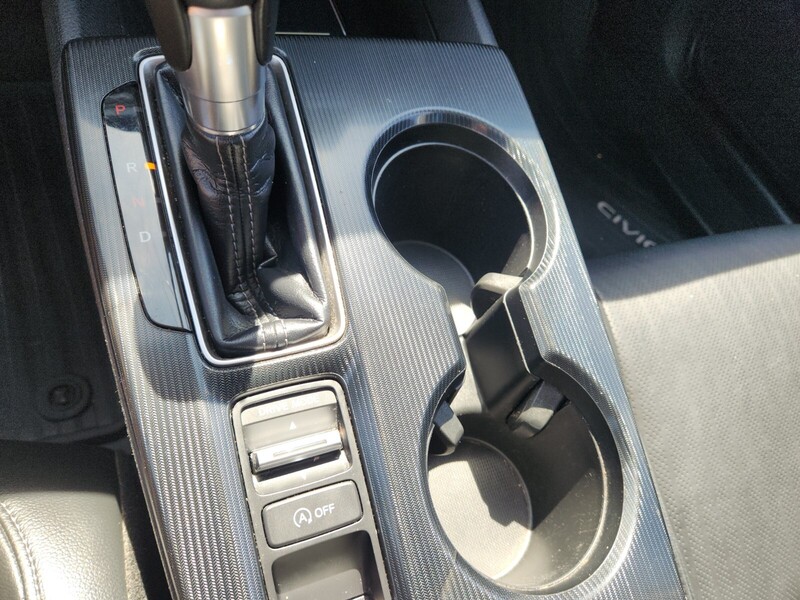 2022 Honda Civic Touring photo 25
