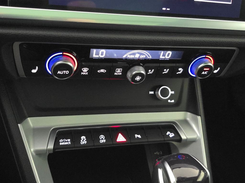 2022 Audi Q3 Premium S line photo 23