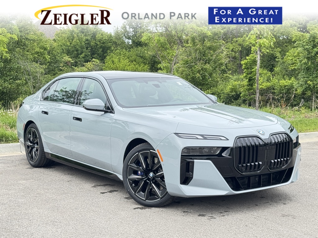 2025 BMW 7 Series 760i's photo