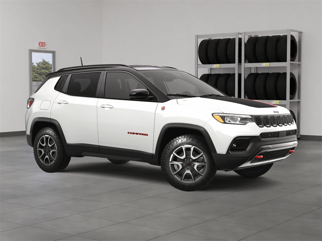 2025 Jeep Compass Trailhawk photo 7