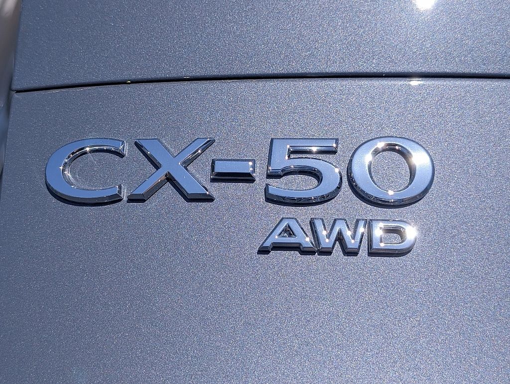 2025 Mazda CX-50 Premium Plus photo 11