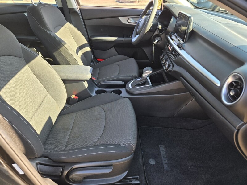 2023 Kia Forte LXS photo 15