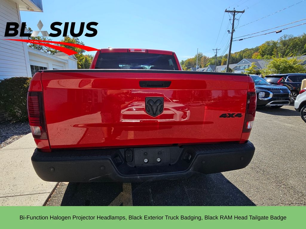 2023 Ram 1500 Classic Warlock photo 3