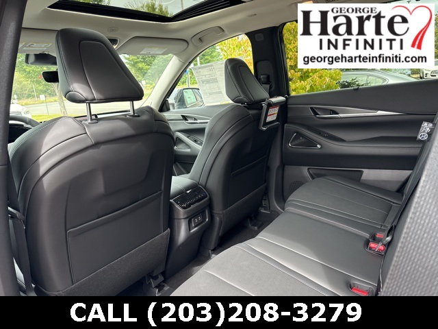2026 Infiniti QX60 Luxe AWD photo 13