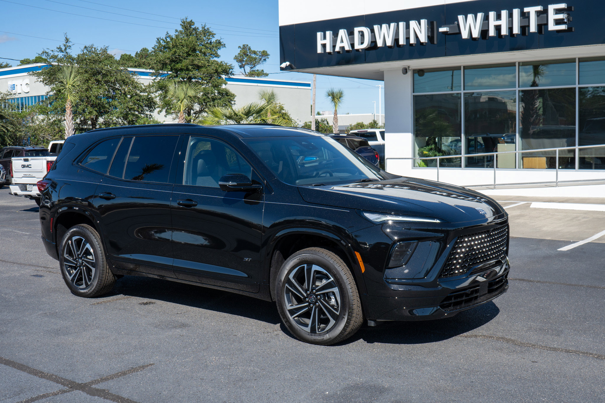 2026 Buick Enclave Sport Touring's photo