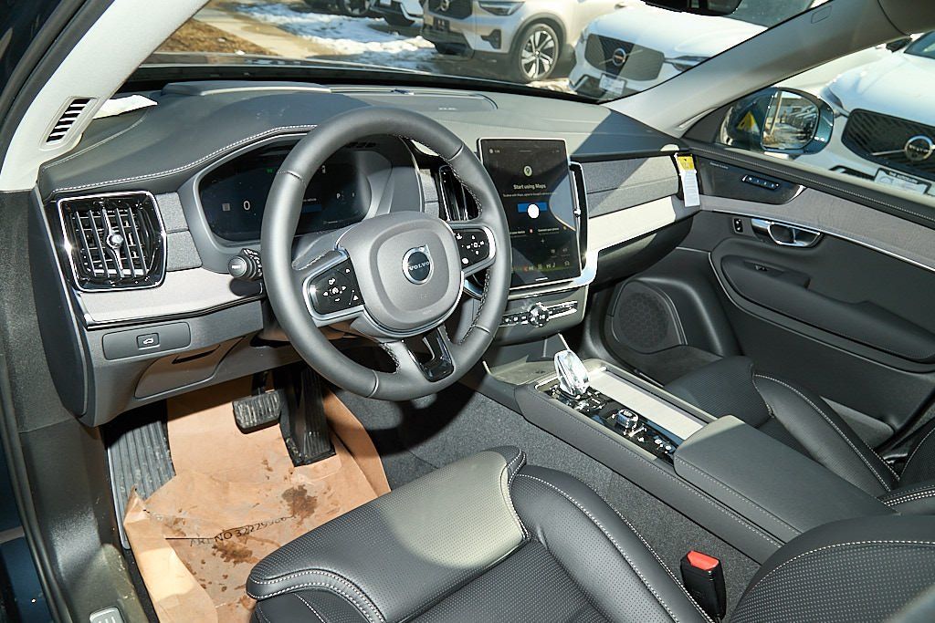2026 VOLVO XC90 - Image 11