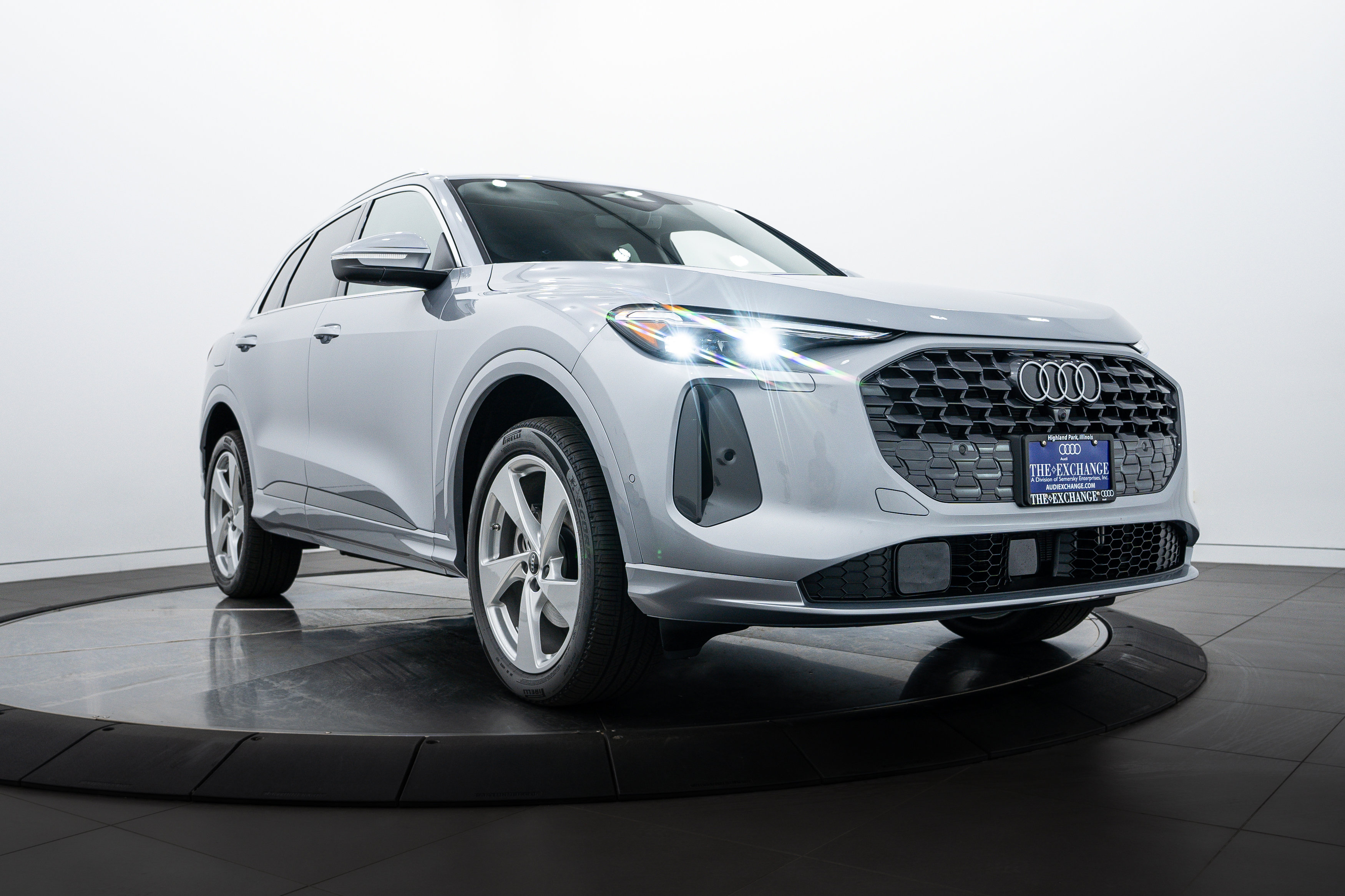 2025 Audi New Q5 Premium Plus's photo