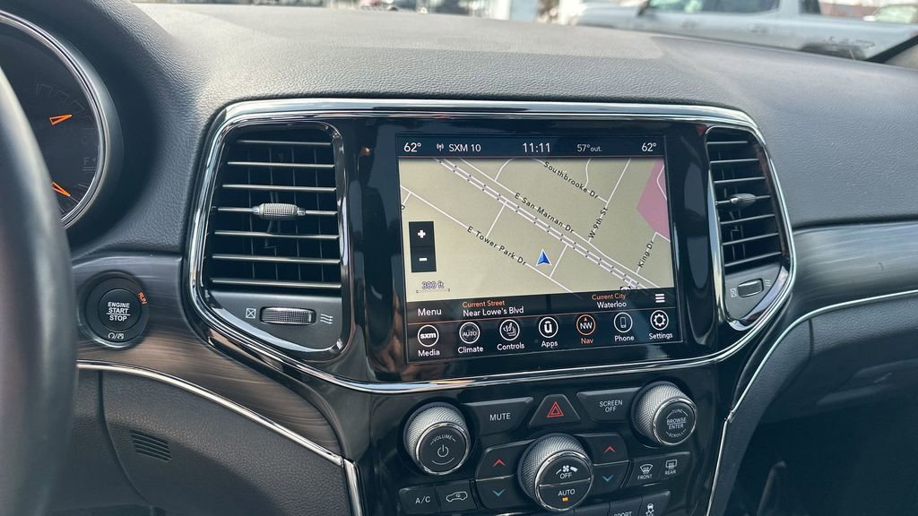 2021 Jeep Grand Cherokee Anniversary Edition photo 11