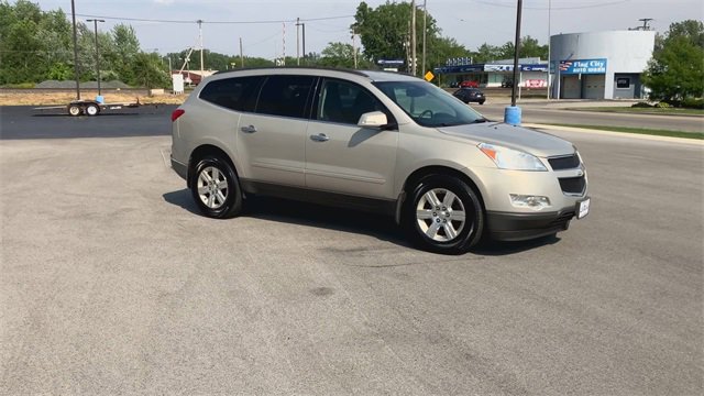Used 2011 Chevrolet Traverse 1LT with VIN 1GNKRGED3BJ187399 for sale in Findlay, OH