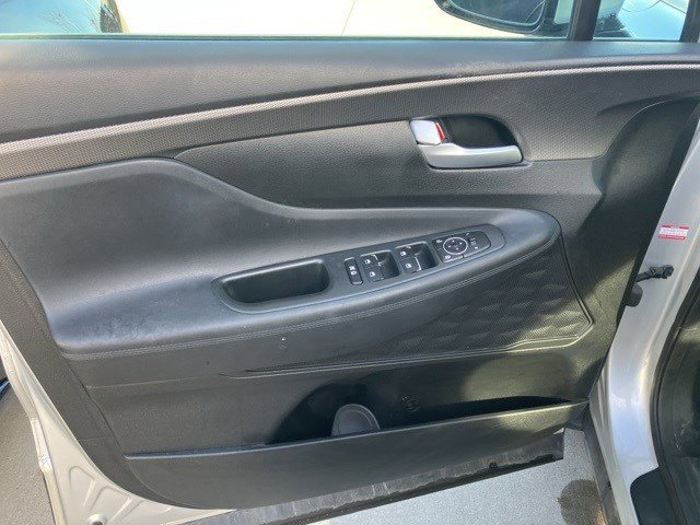 2019 Hyundai Santa Fe SEL photo 4