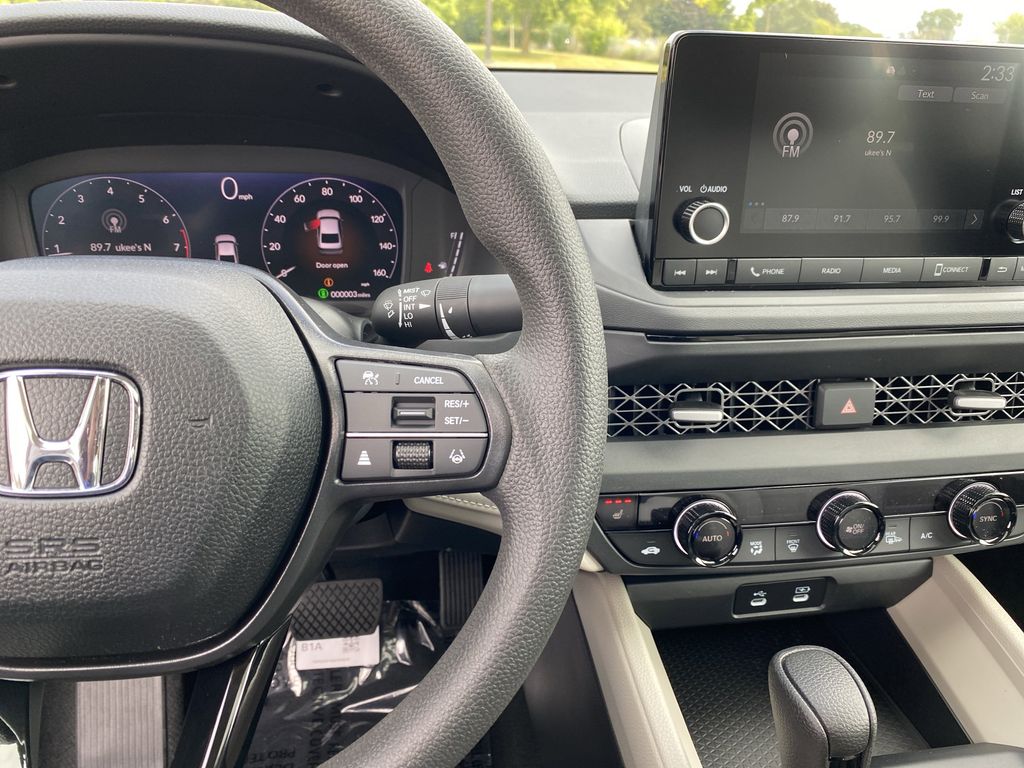 2025 Honda Accord SE photo 8