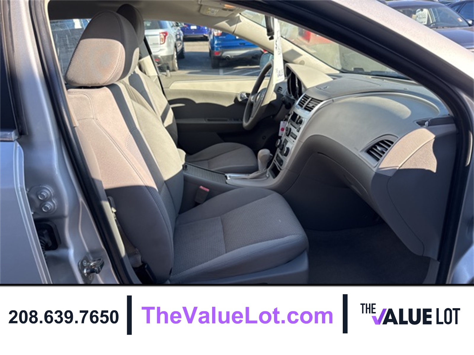 2011 Chevrolet Malibu 1LT photo 13
