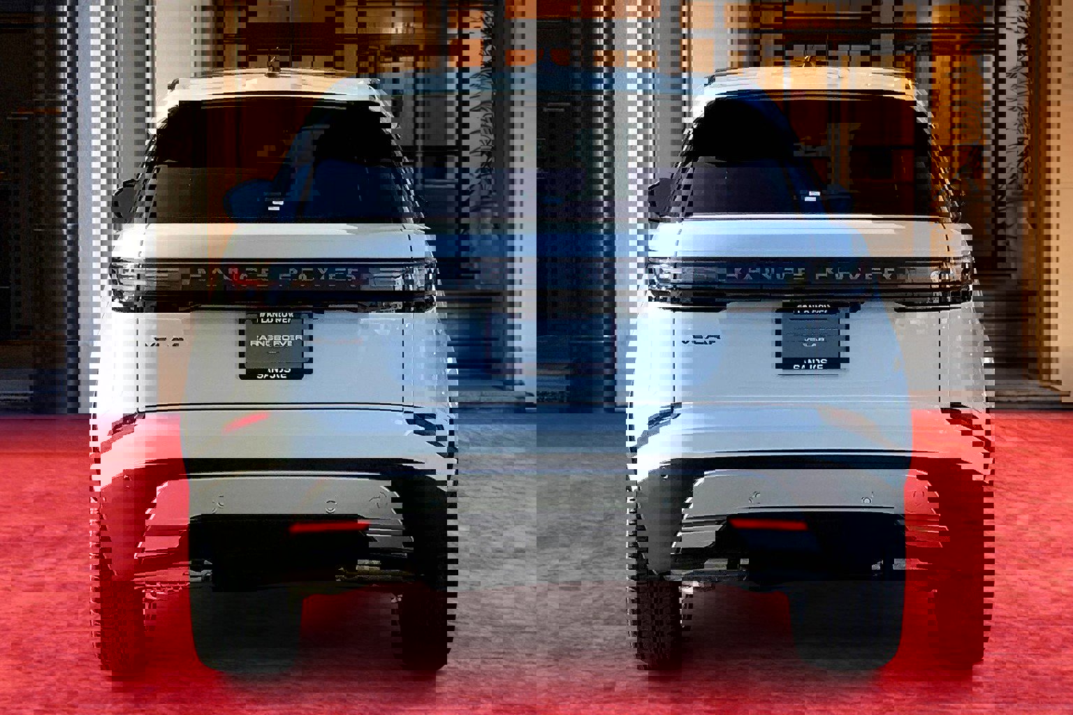 2025 Land Rover Range Rover Velar P250 S photo 4