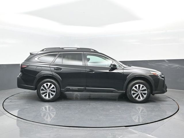 2023 Subaru Outback Premium photo 3